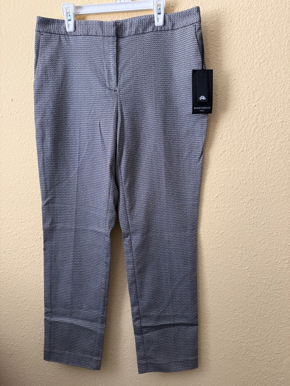 Mario Serrani Light Gray Textured Dress Pants